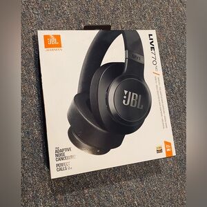 JBL Live 770NC Wireless Headphones - Black
